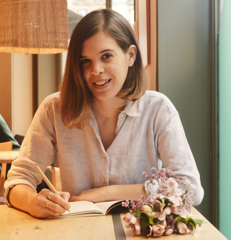 ANA LORENTE